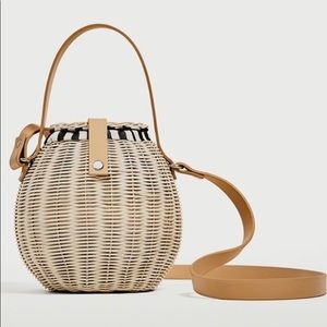 ZARA Woven Raffia Bucket Bag